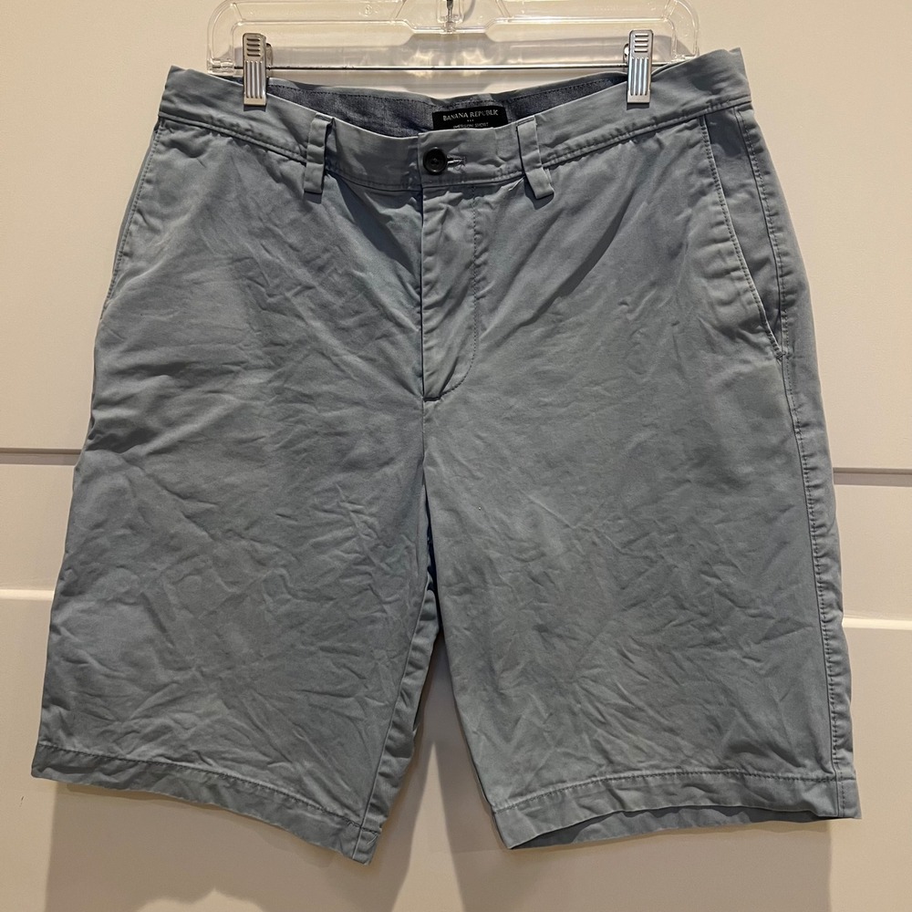 Banana Republic Mens Emerson Shorts Size 33 Blue Chino Casual Flat Front